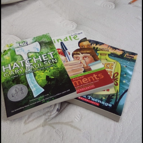 Books - Picture 1 of 1